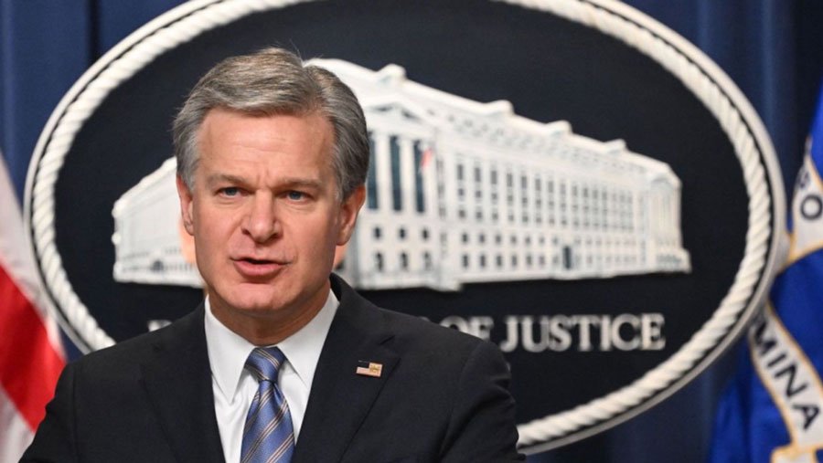 El director del FBI advierte que hackers chinos se preparan para “sembrar el caos” en infraestructuras clave de EE.UU.