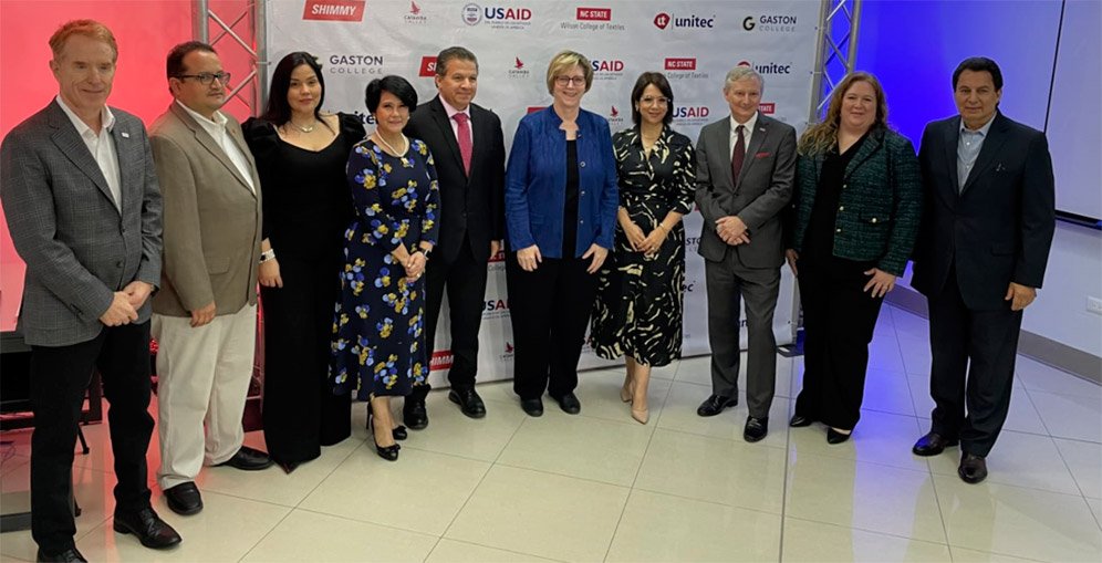 USAID, NC State University y Unitec tejen el futuro textil de Honduras con el Proyecto Hilando Oportunidades